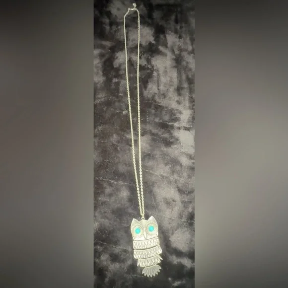 Vintage Articulated Owl Pendant Necklace • Boho Turquoise Eyes • Long Chain - Picture 3 of 3